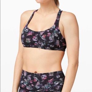Lululemon Free To Be Bra Wild